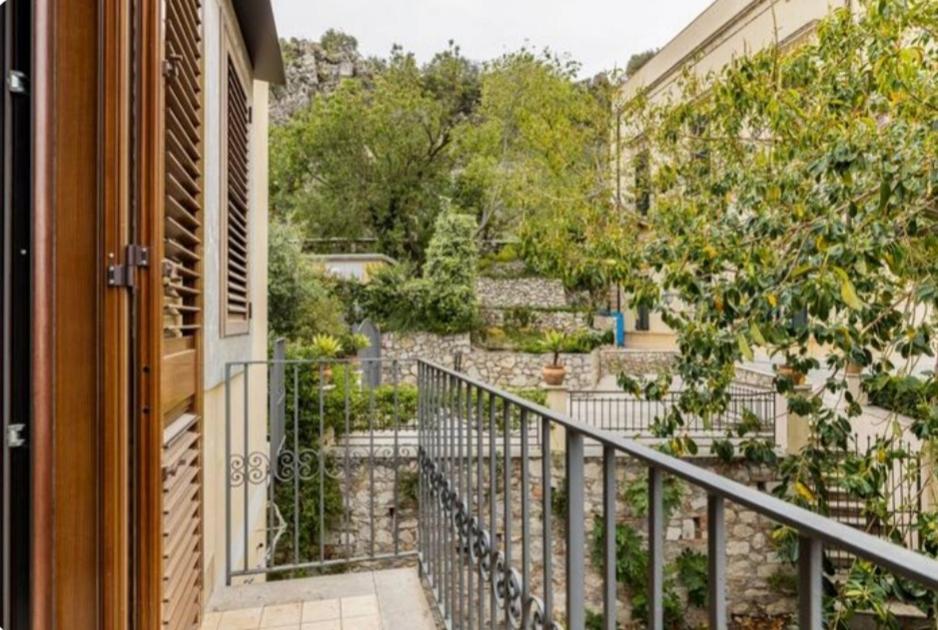 Appartamento Casa Kairos Taormina Esterno foto